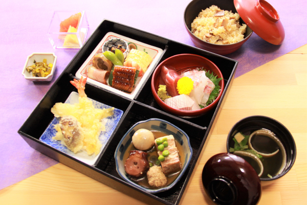 松花堂弁当2,500円