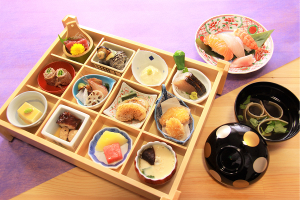 十二升弁当5,000円